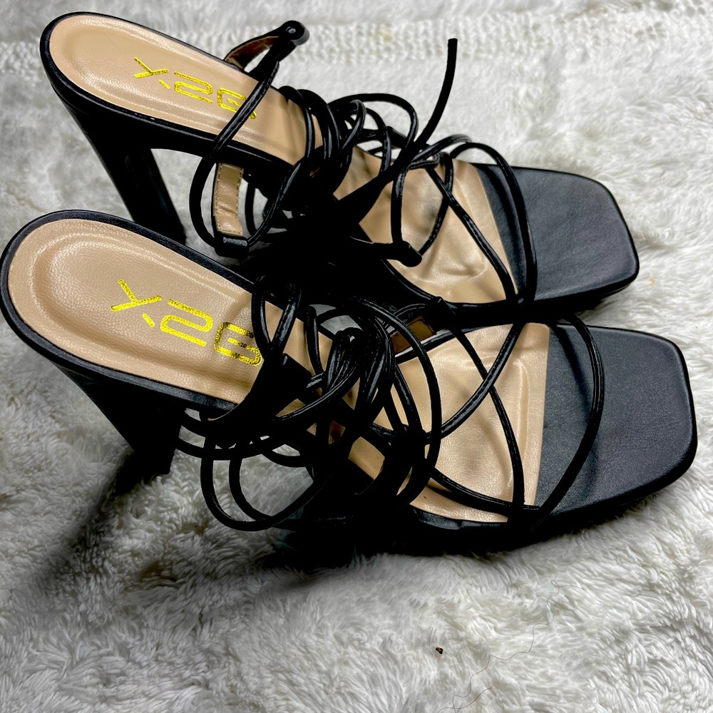 X2B Black Heels 8